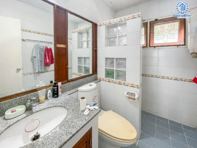 *****บ้านเดี่ยวมือสอง ม.พฤกษชาติ แสนสุข รามคำแหง เนื้อที่ 72 ตร.ว ฟังก์ชัน 3 ห้องนอน 3 ห้องน้ำ 2 ที่จอด เน้นความเป็นส่วนตัว บนพื้นที่ใช้สอย 190 ตร.ม. การเดินทางสะดวกสบายเข้าออกได้หลายเส้นทาง ใกล้รถไฟฟ้าสายสีส้ม "สถานีสัมมากร"